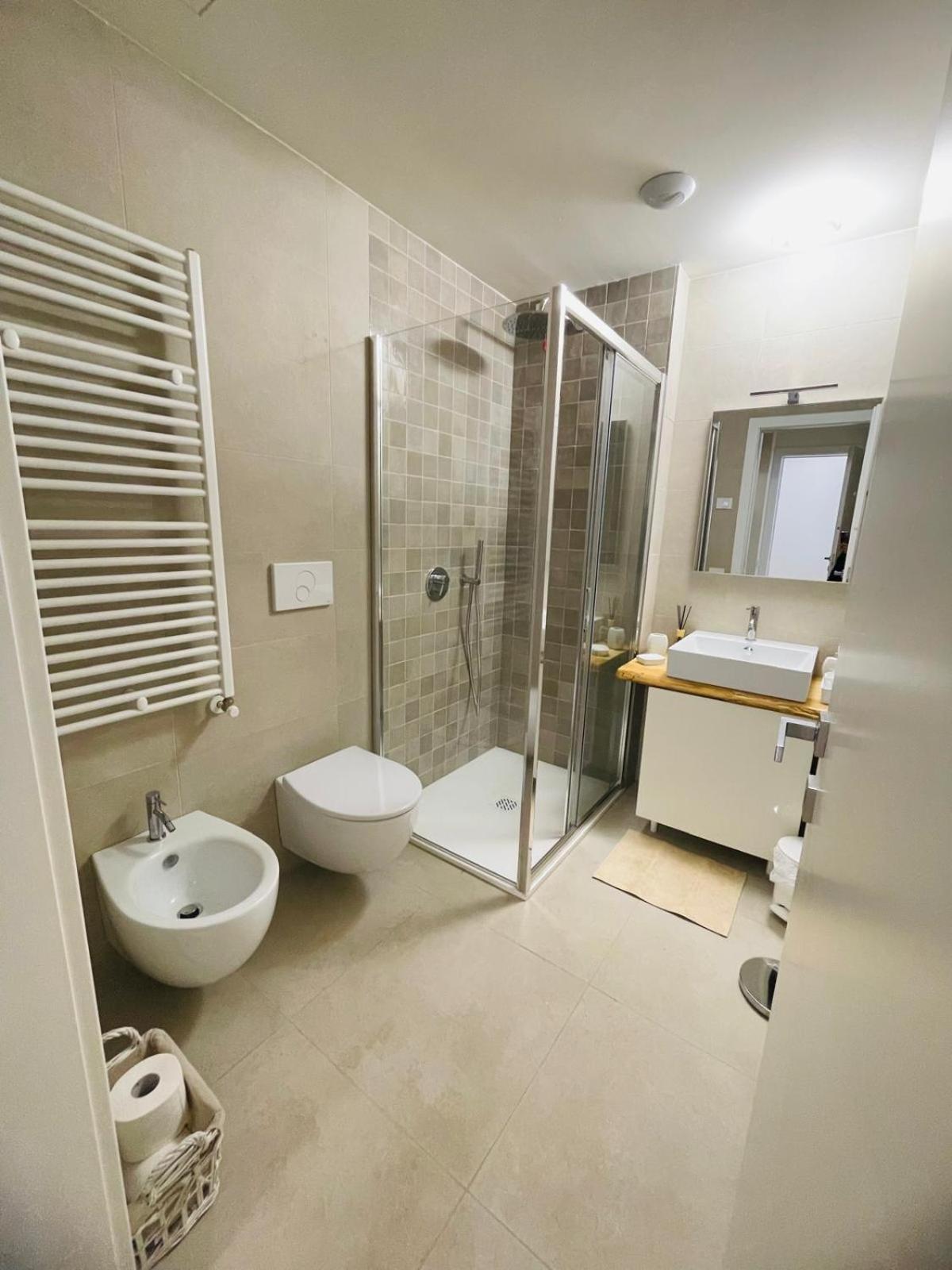 Apartment Waterfront Acquario House